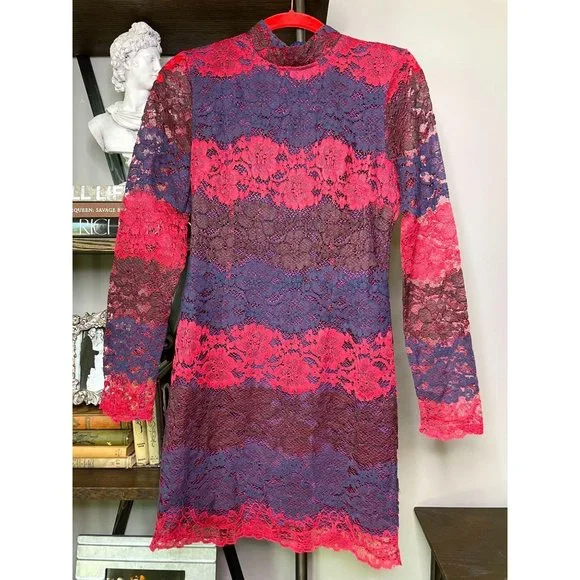 Romeo & Juliet Couture Long Sleeve Lace Dress Medium - Picture 3 of 7